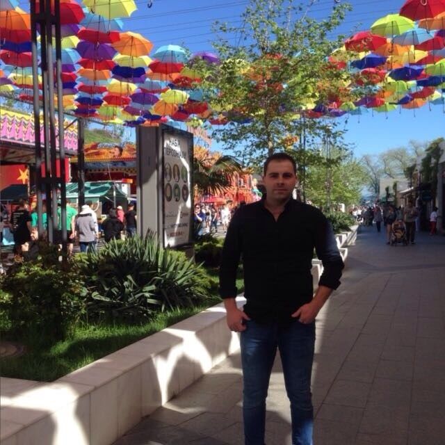  ,   Samer, 32 ,   ,   , c 