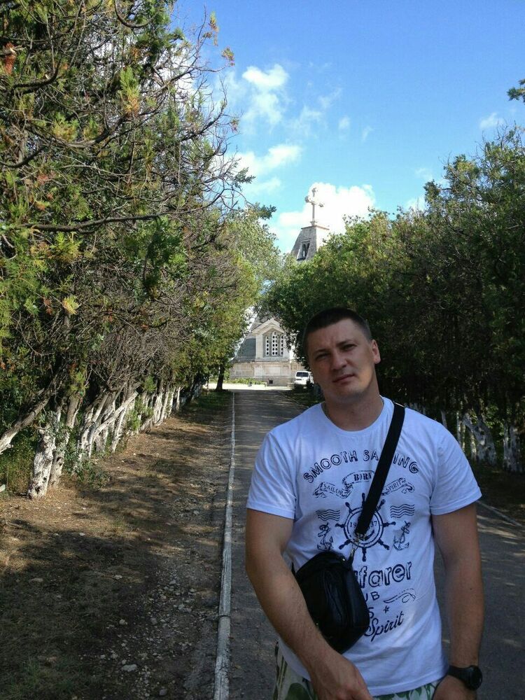  46334696  Yaroslav, 39 ,    