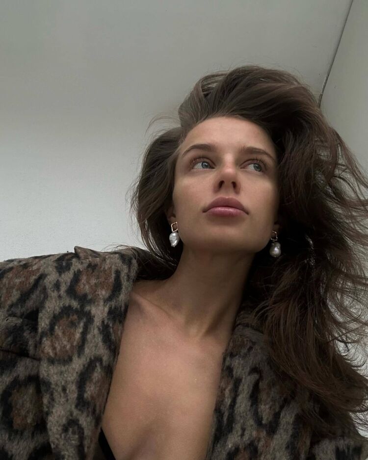  54631806  , 29 ,    Esch-Sur-Sure