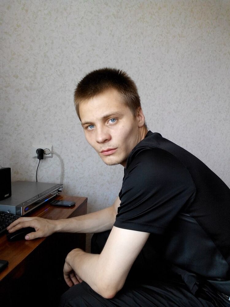 ���� 12106376 ������� ����, 32 ����, ���� ���������� � ������������