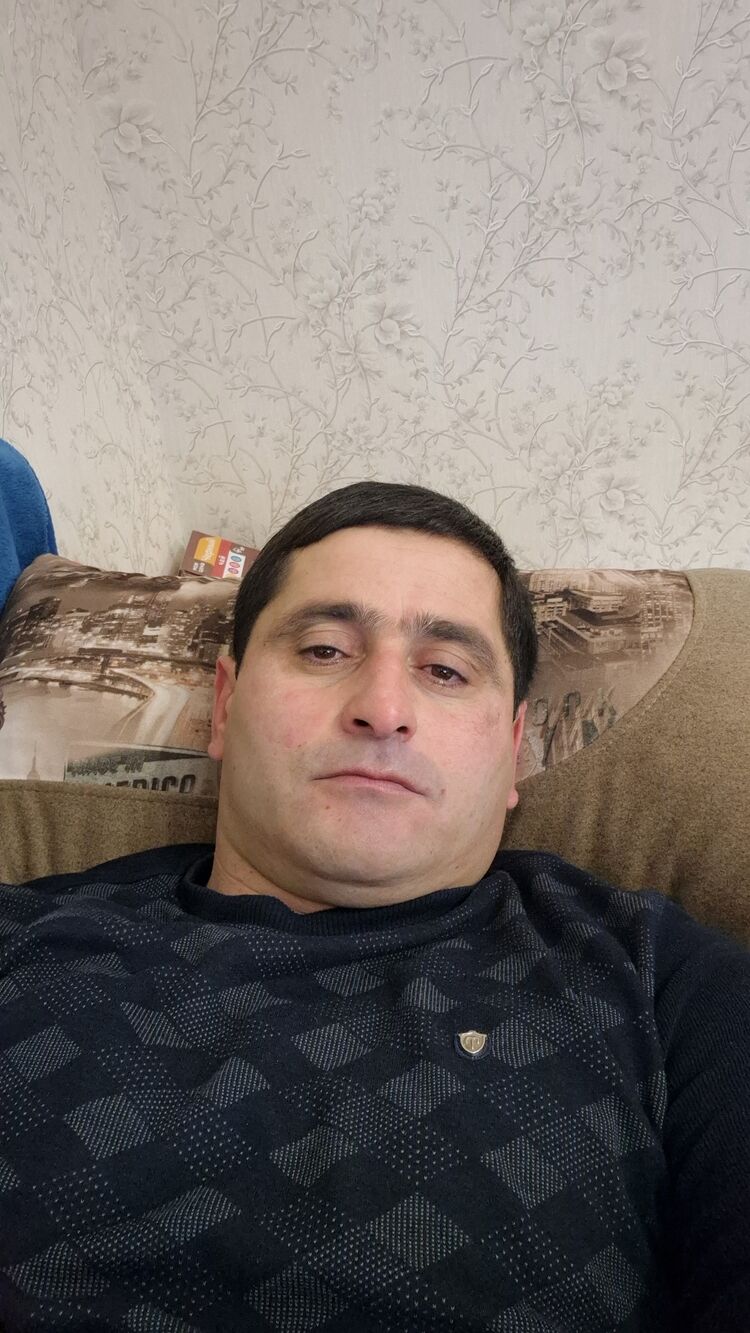  48277806  , 40 ,    