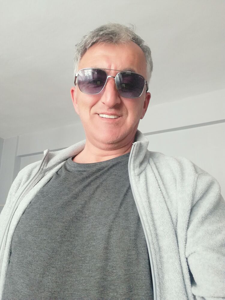  26171096  Ali, 57 ,    