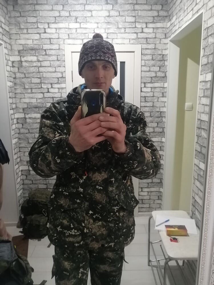  31849196  , 42 ,    
