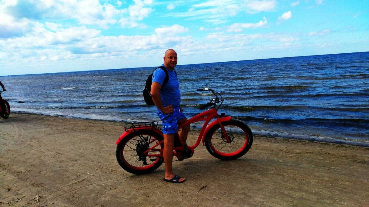  ,   Gena, 53 ,   ,   , c 