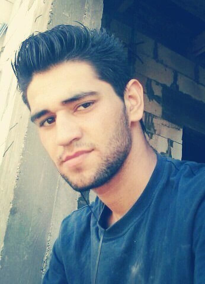  ,   Mehriz, 33 ,   ,   