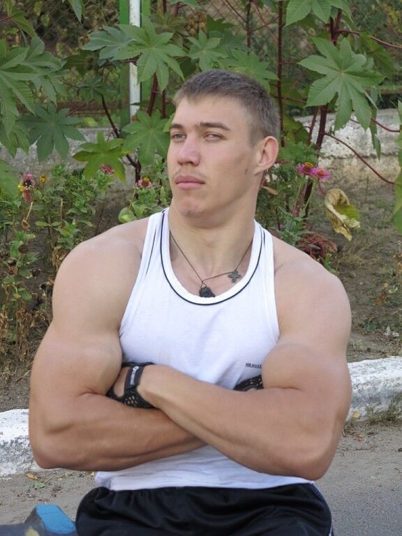  ,   Denis, 33 ,   ,   , c 