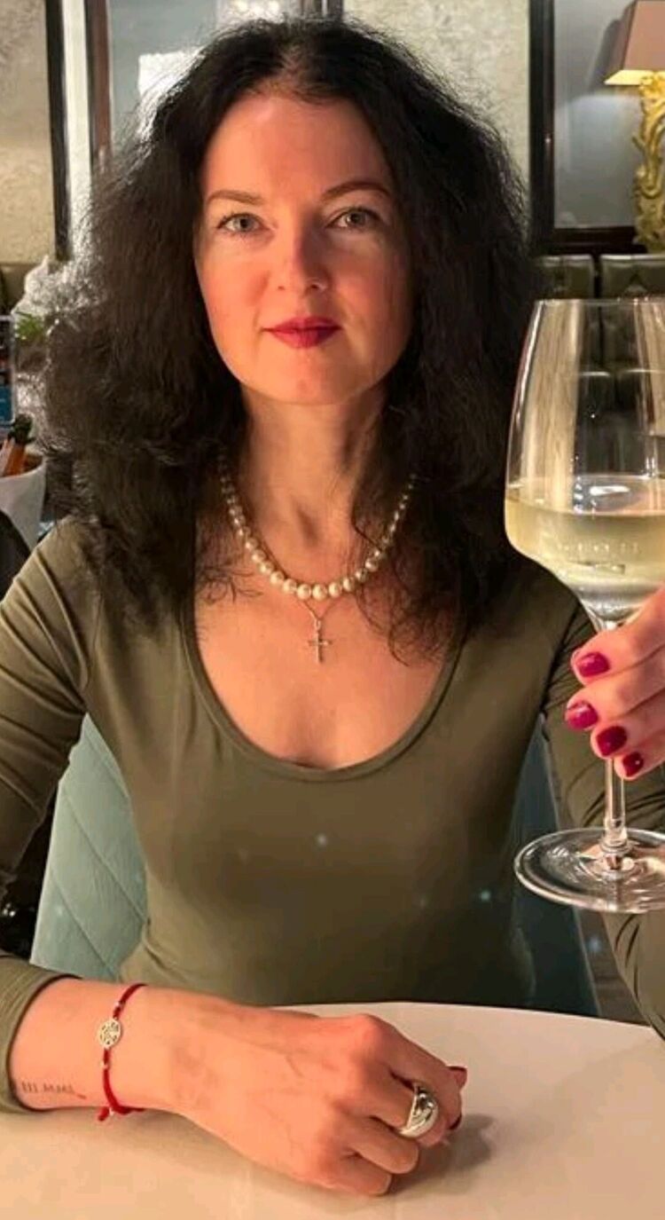  39872036  Irina, 50 ,    