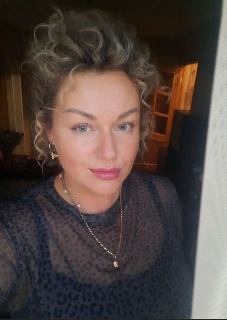  -,   , 37 ,   ,   