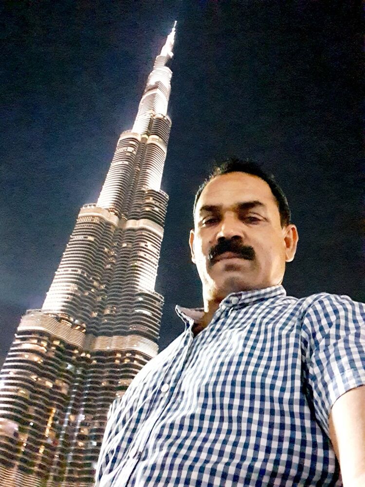  18630946  ALI KHAN, 38 ,    