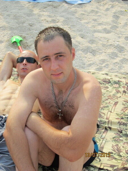  ,   Vova, 42 ,   
