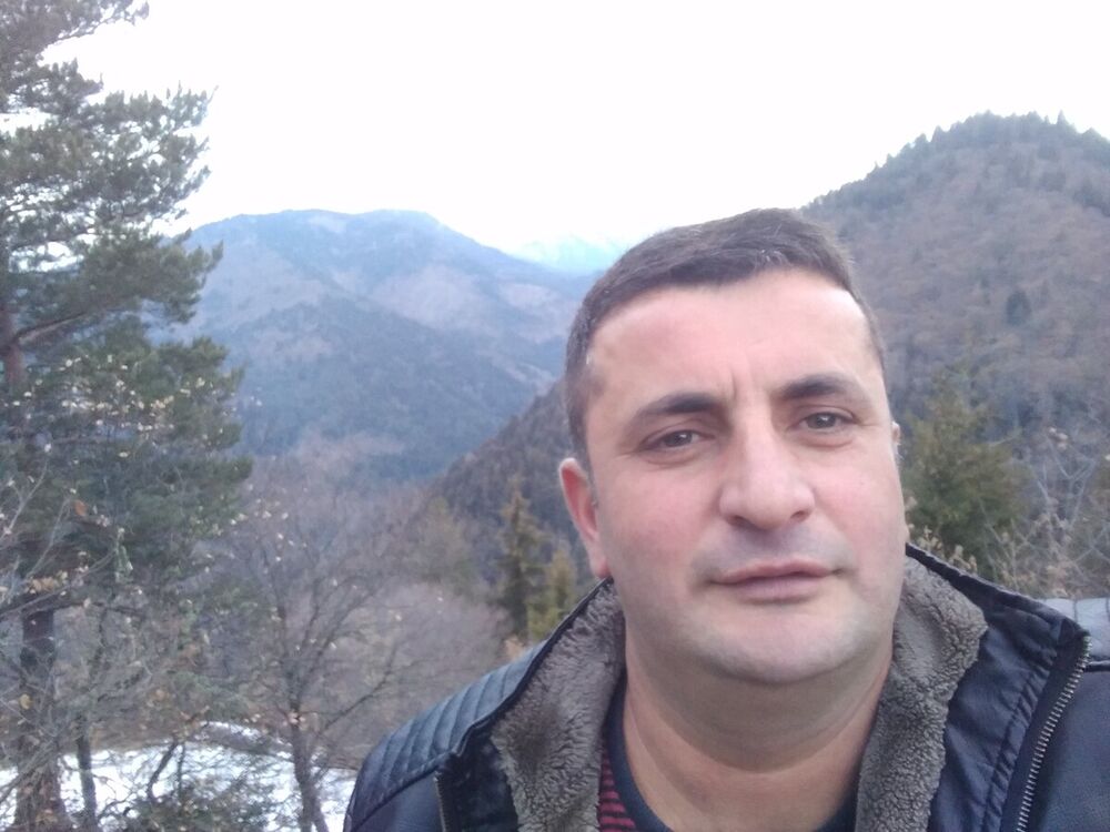  ,   Artur, 41 ,   ,   , 