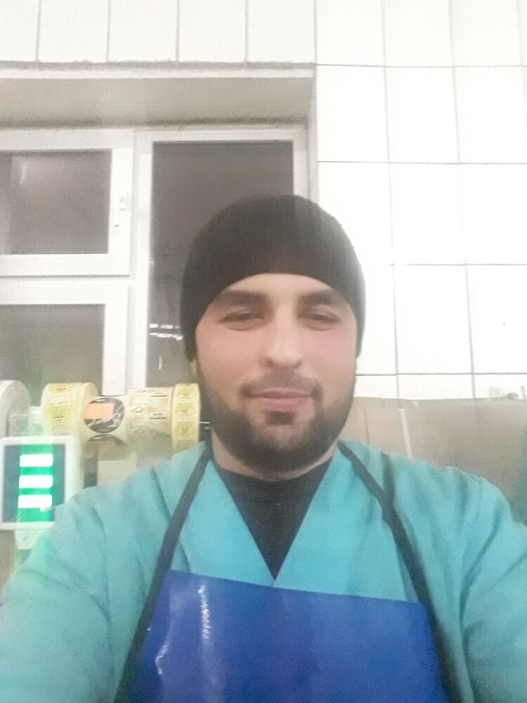  ,   Parviz, 29 ,   ,   , c 