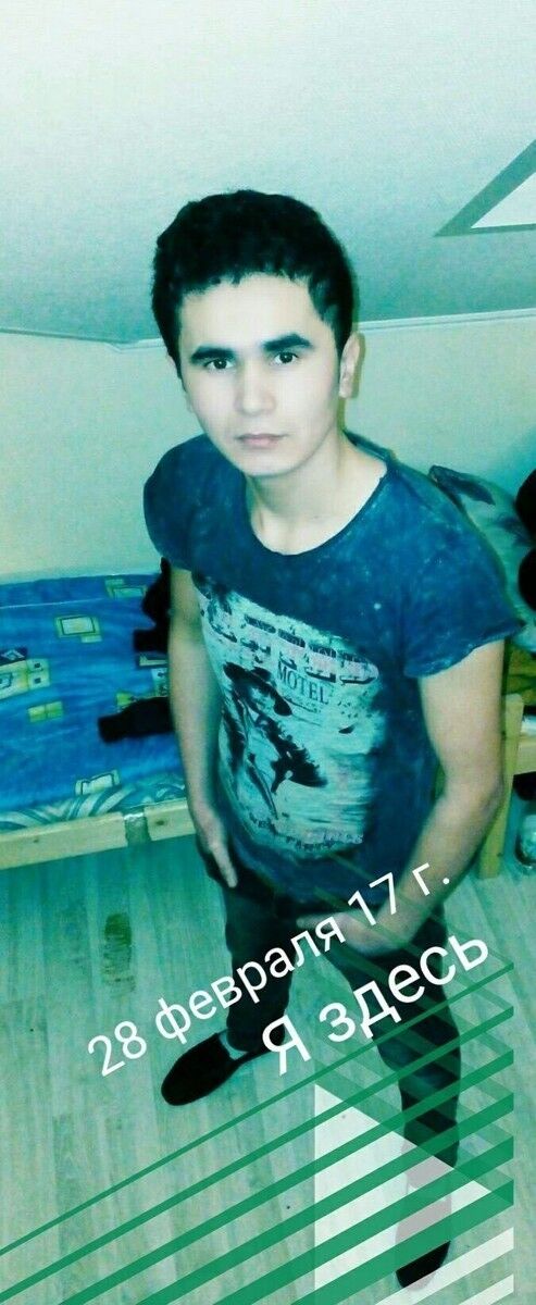  12204246  Senyoor, 29 ,    