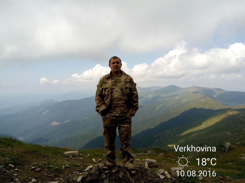  10450106  Ura, 43 ,    -