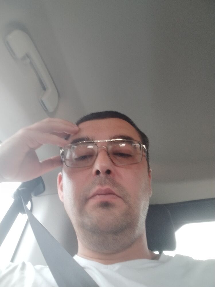  35085046  Vladimir, 41 ,    Azor