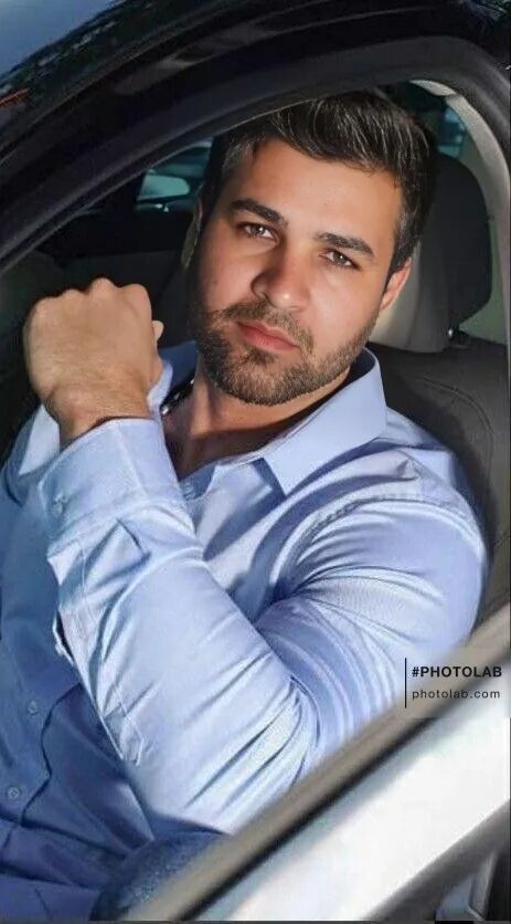  52561966  Tura, 38 ,    