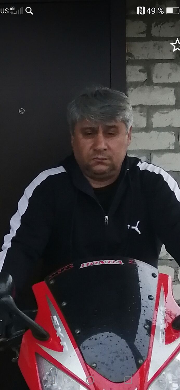  28372086  , 39 ,    