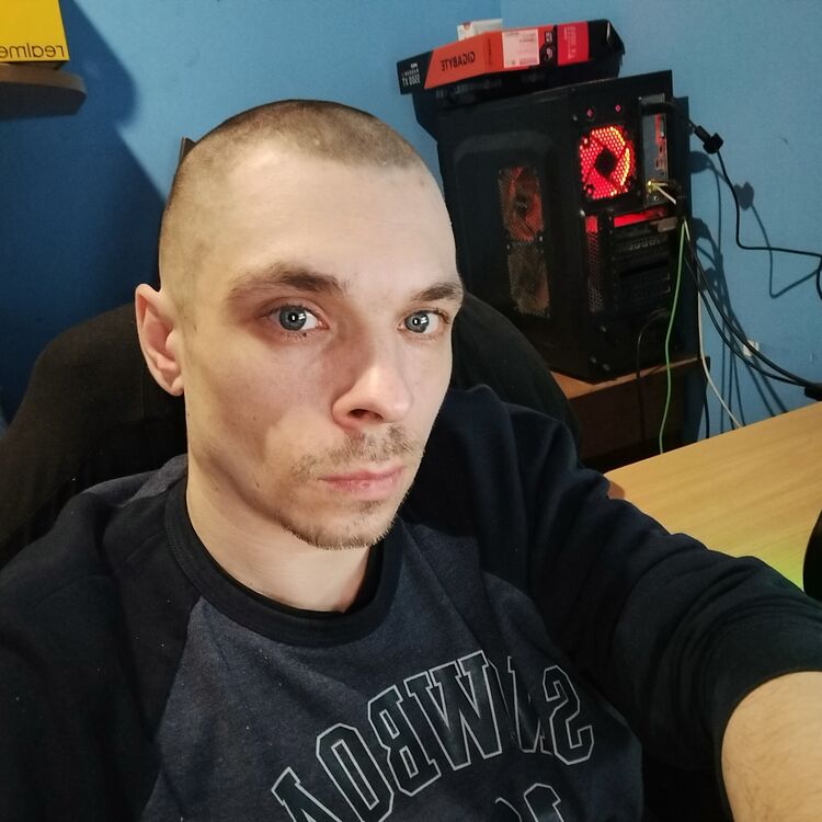  32734226  Andrey, 33 ,    