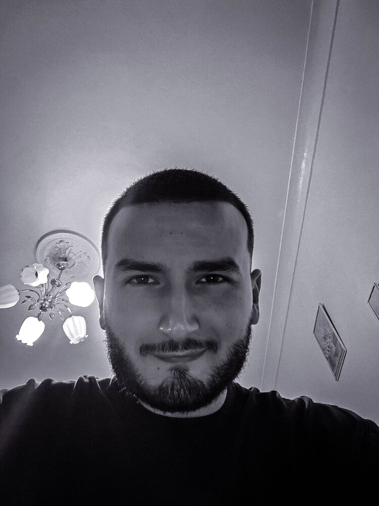  ,   Reda Manseur, 28 ,   ,   