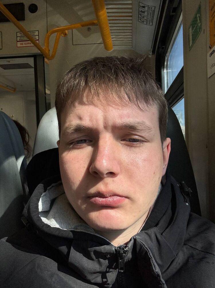  deleted,   Artem, 19 ,   ,   