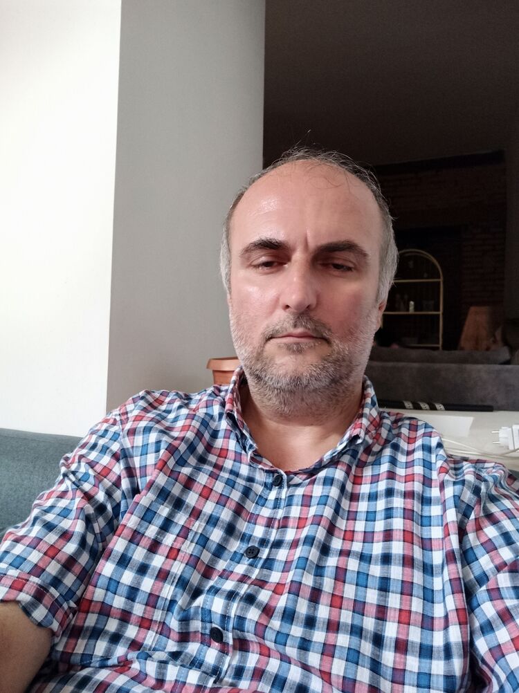  29302726  Konstantine, 50 ,    