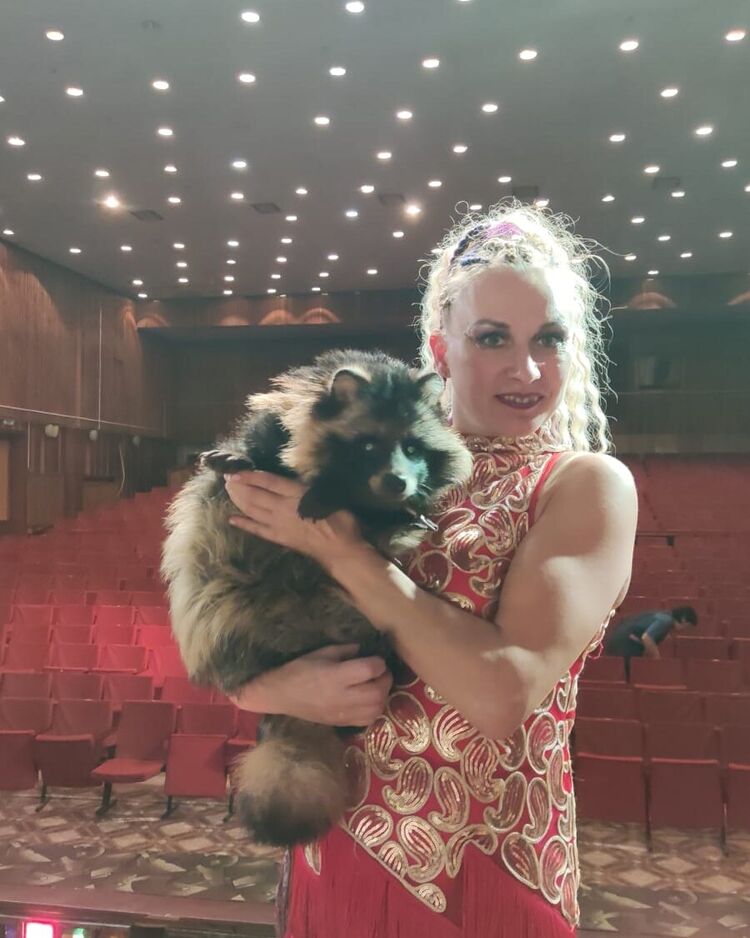 ���������� �����-���������, ���� ������� Lyudmila, 48 ���, ������������ ��� ������, ����� � ���������