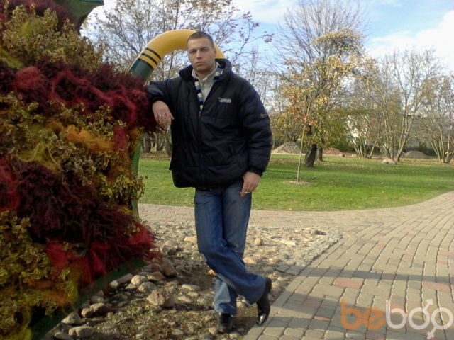  1338936  Arturs, 36 ,    