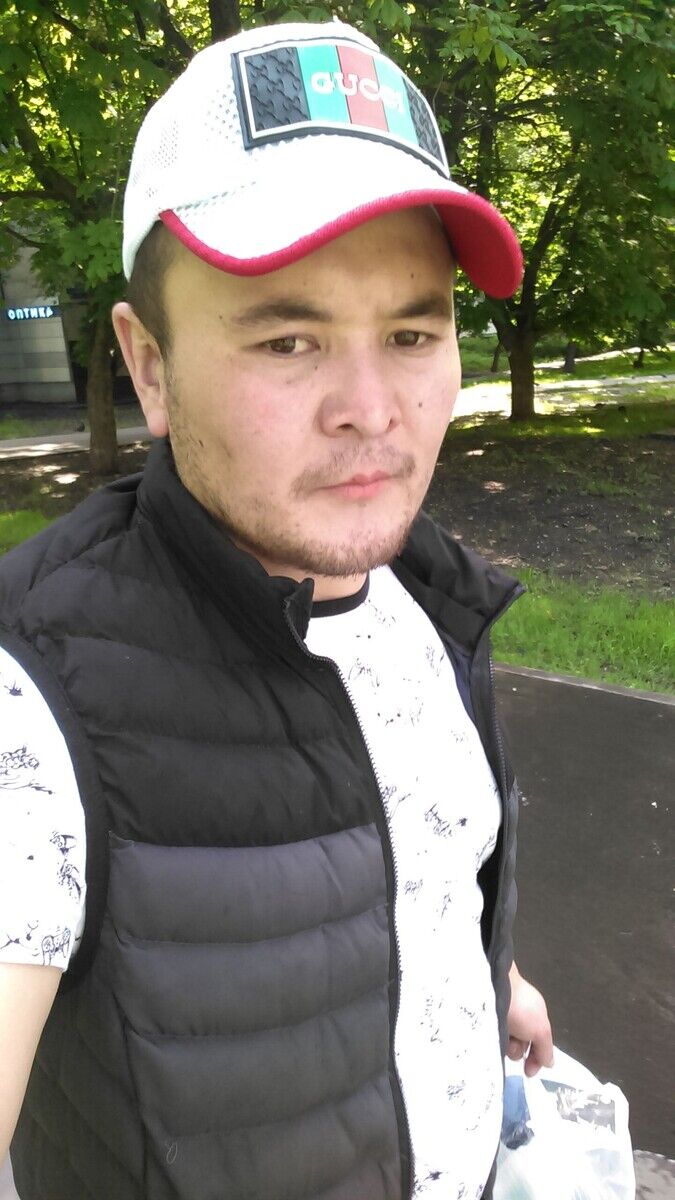  ,   Nurik, 31 ,   ,   , c 