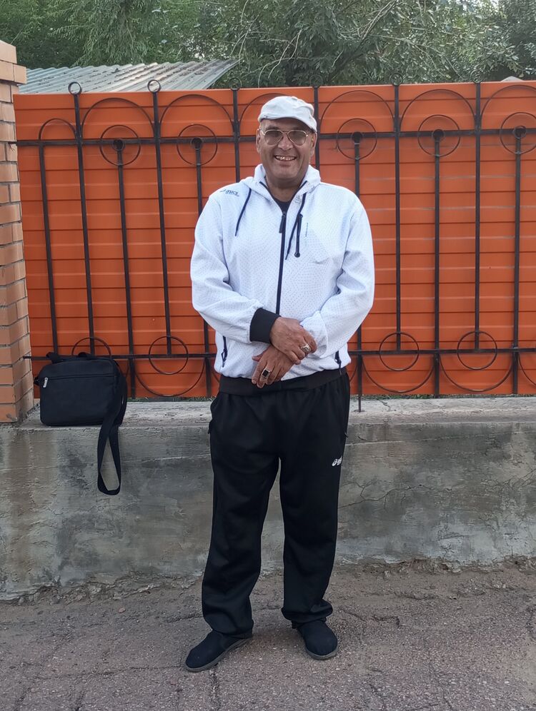  36954366  Alexandr, 54 ,    -