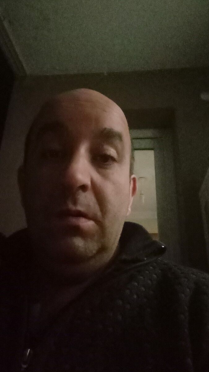  18157136  Deli, 41 ,    