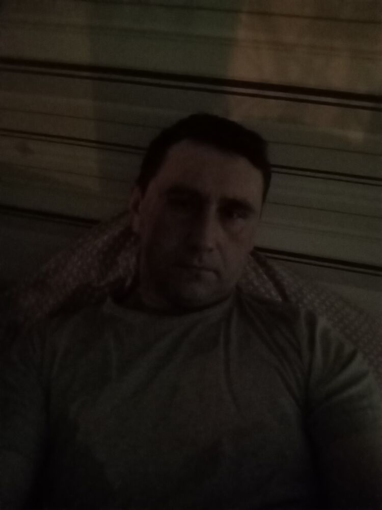  48040996  Maikol, 39 ,    