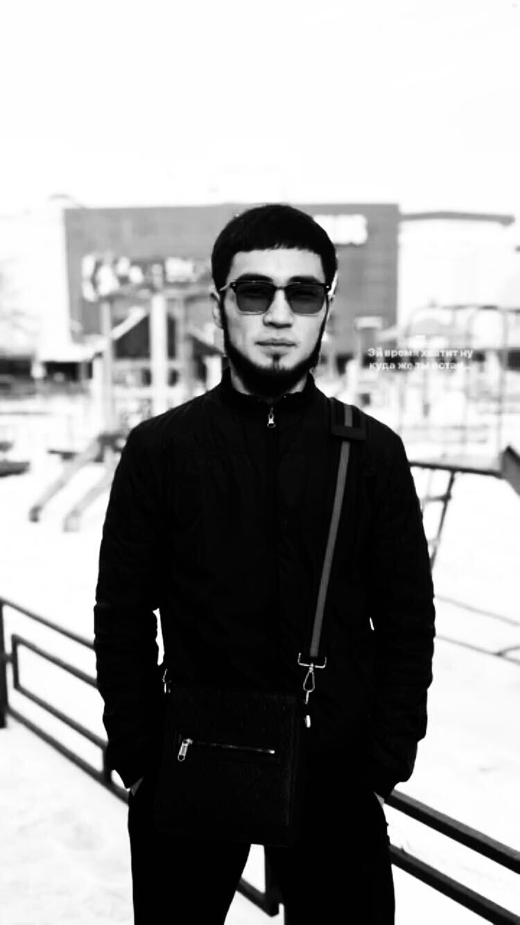  ,   Eldar, 23 ,   ,   