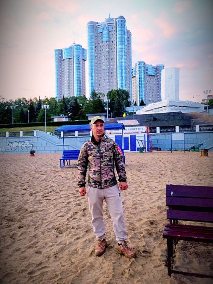  45848436  , 40 ,    -