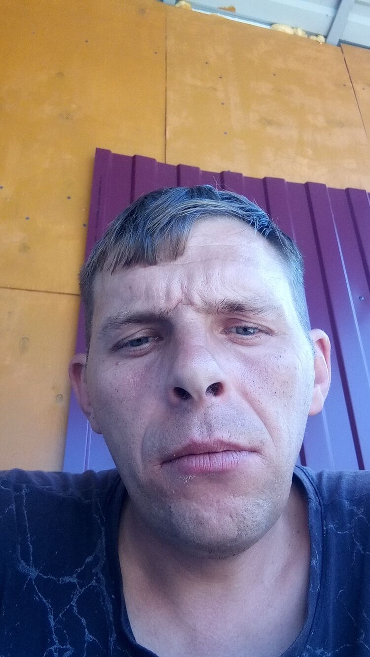  47477176  , 42 ,    