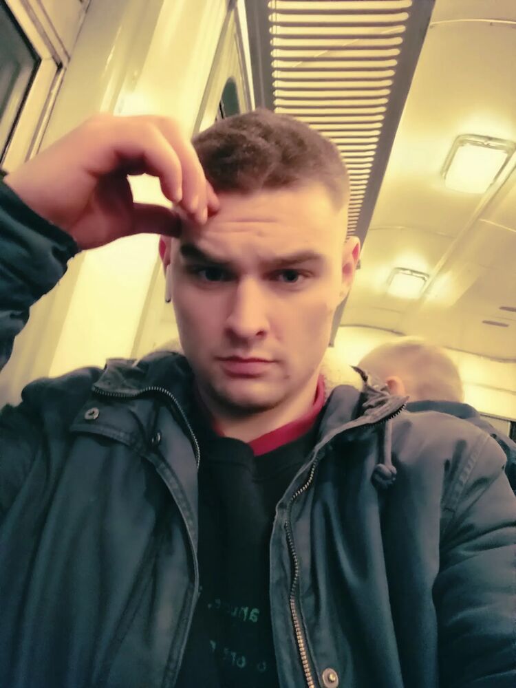  41359506  Vladislav, 26 ,    