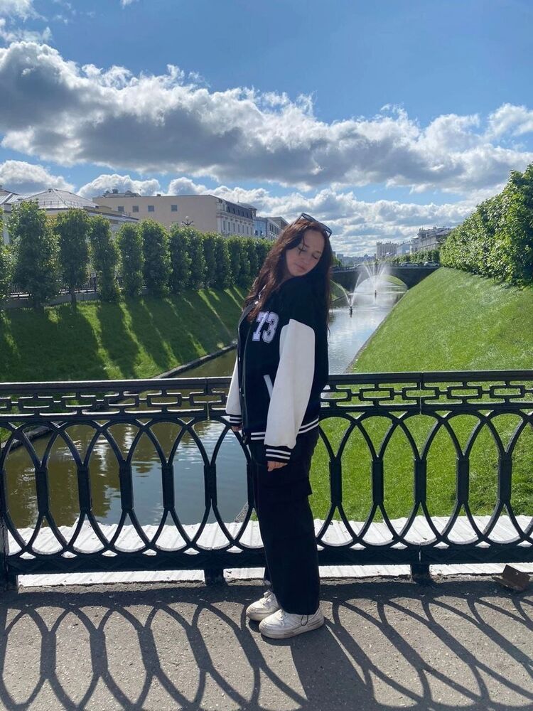  45147196  Milanaaqp, 24 ,    