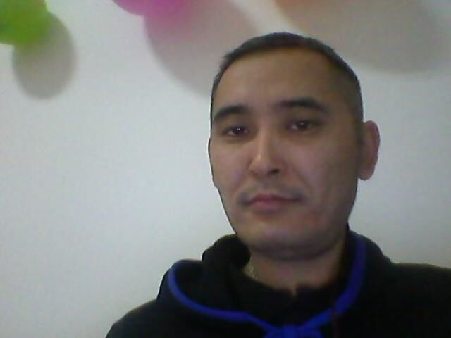  5156336  Arman, 45 ,    
