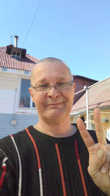  44960496  Andrew, 52 ,    