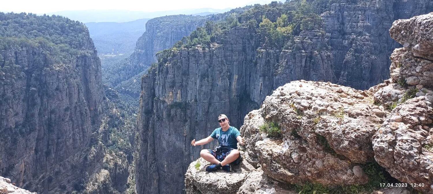  35333146  , 19 ,    -