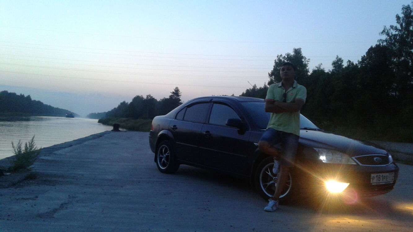  ,   AleksandR, 38 ,   ,   