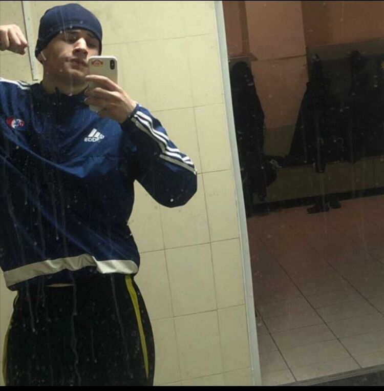  52120076  , 22 ,    