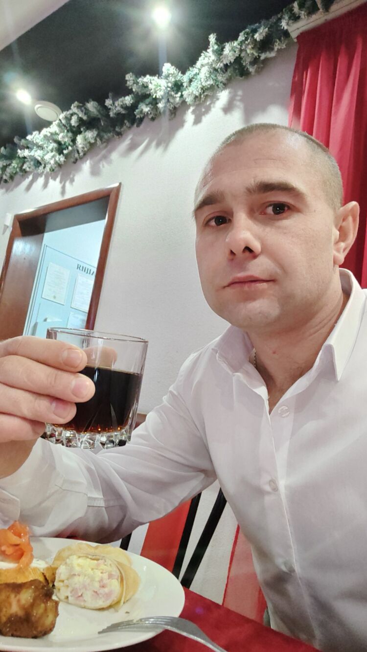  -,   Alexey, 32 ,   ,   