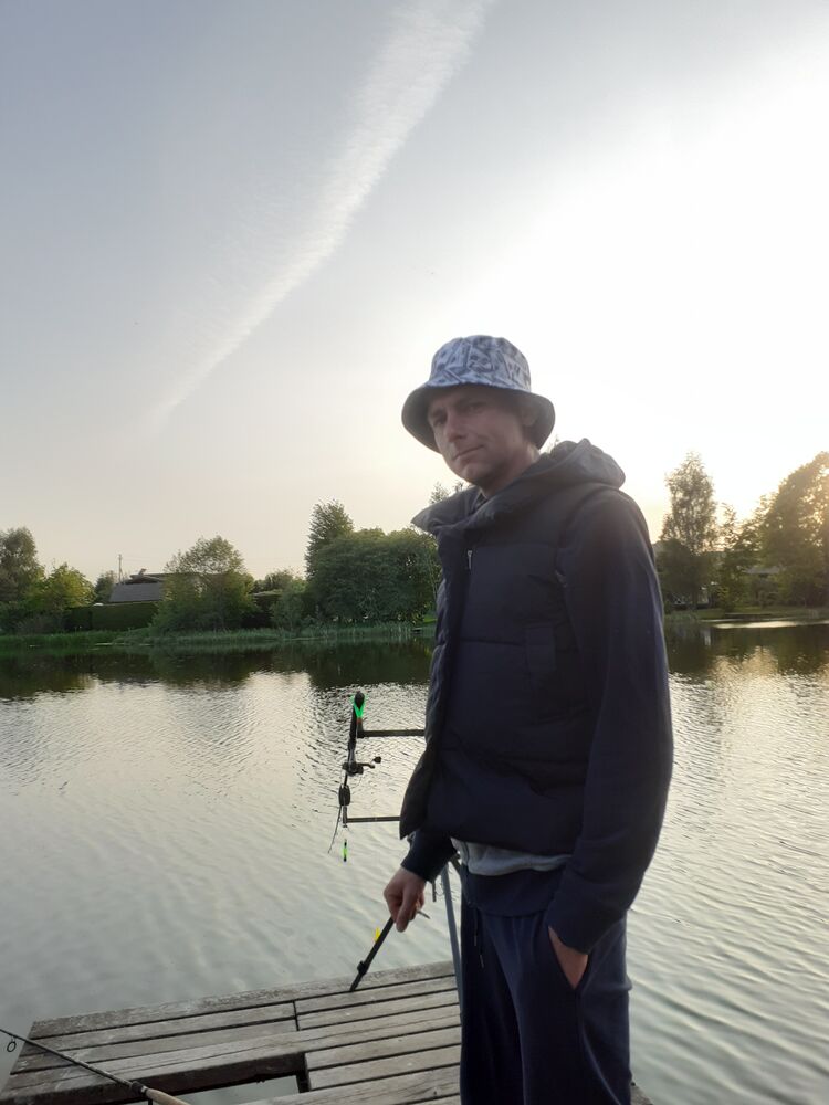  ,   Kazimir, 41 ,   ,   , c 