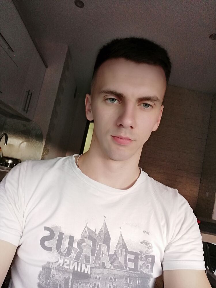  28847486  Vlad, 24 ,    