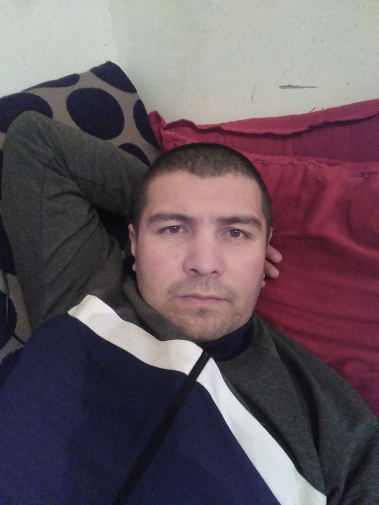  18631156  ABDULATIF, 38 ,    