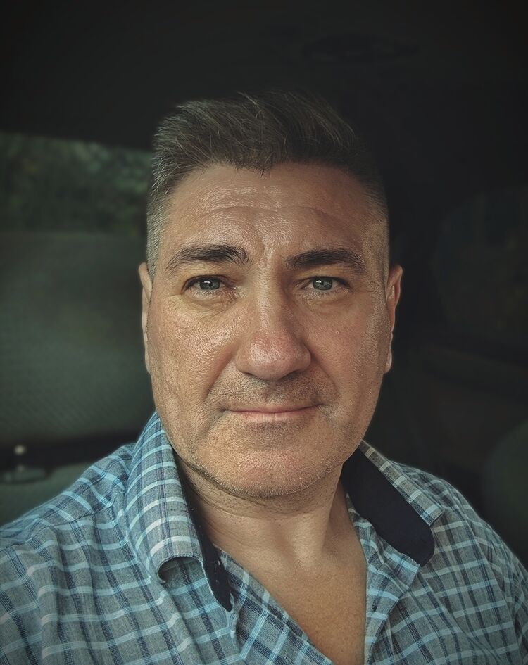  54081856  Andrey, 52 ,    