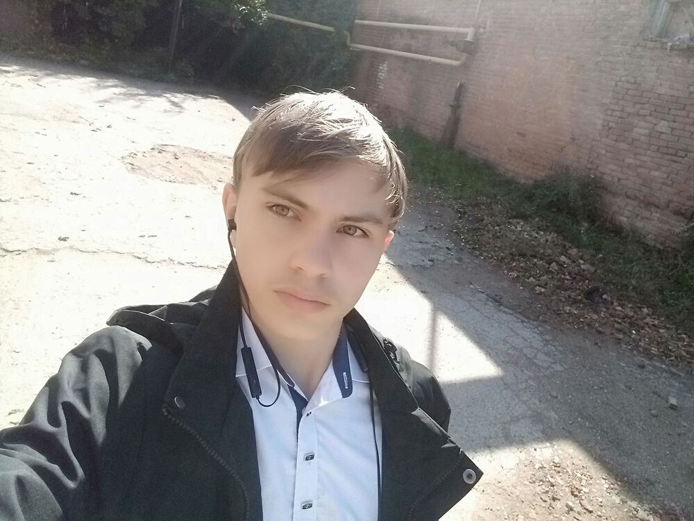  37976106  , 20 ,    