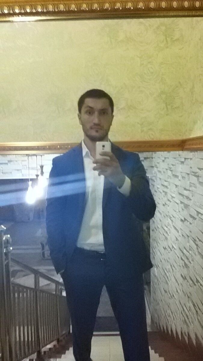  ,   ZariF, 37 ,  