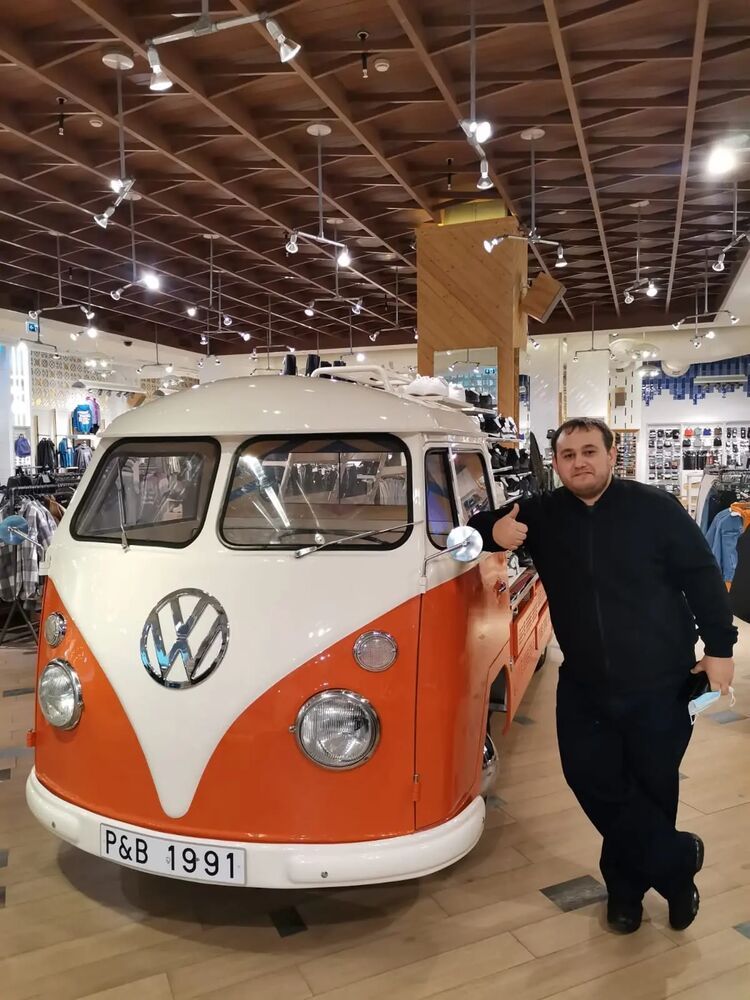  51609416  Vasily, 29 ,    -