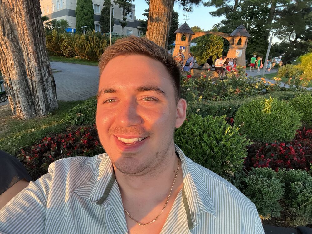  36218516  Ruslan, 26 ,    